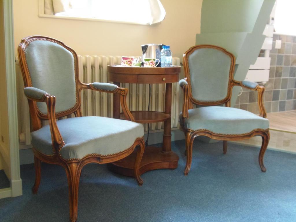 Chateau De Launay Mery-Corbon Bilik gambar