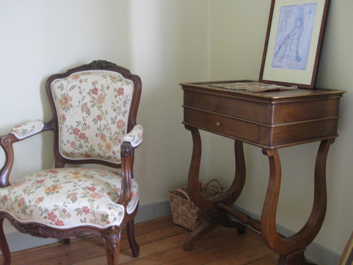 Chateau De Launay Mery-Corbon Bilik gambar